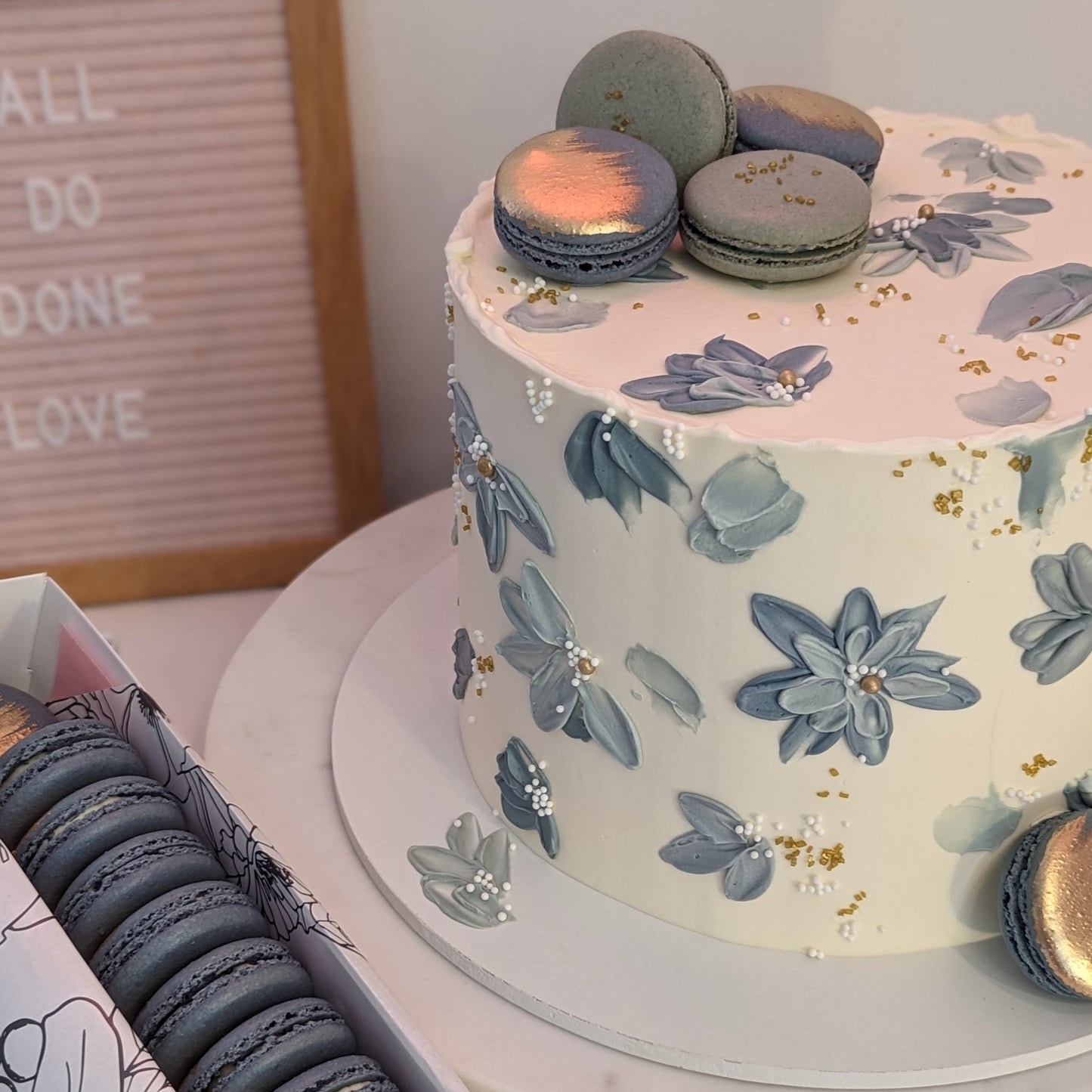 Custom Cake Design